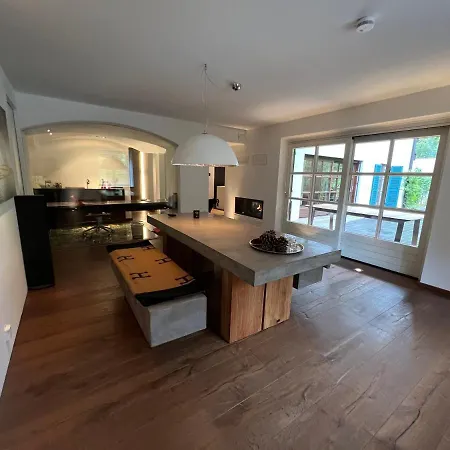 Chalet Louis שליירסי